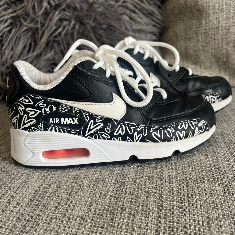 Nike Air Max 90 Print Leather "Hearts"